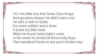 Vera Lynn - The Little Boy That Santa Claus Forgot Lyrics