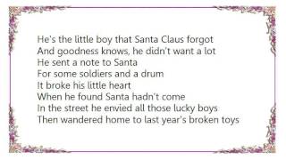 Vera Lynn - The Little Boy That Santa Claus Forgot Lyrics