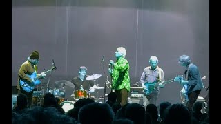 Wilco 12.16.19 “I Wanna Destroy You” (Soft Boys) Chicago Theatre, Winterlude with Robyn Hitchcock