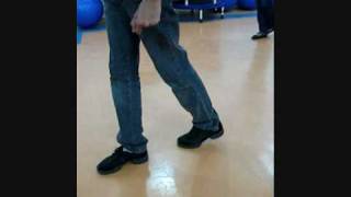 preview picture of video 'Professor Beto - Treino de passos - Aula de dança - Meier - RJ - Brasil -  5'