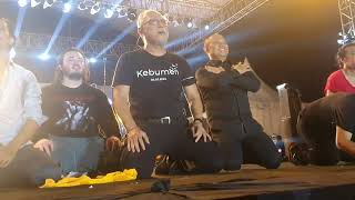 Download lagu Iwan Fals' concert in Kebumen went viral, with tickets sold out. The Regent ordered the gates to ... mp3