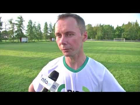 Proboszcz ks. Marek Sojka gra w piłkę nożną w B-klasie!