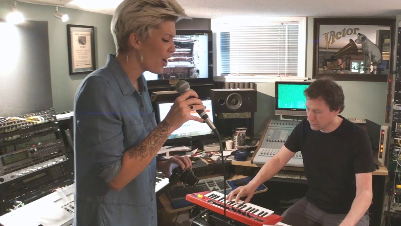 Katherine Penfold & Chris Gestrin - High (Live)