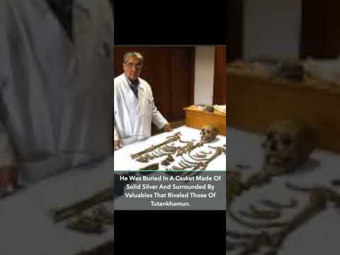 The tomb of  Psusenness a silver pharaoh #Short #History #Egyptian #Vertigo