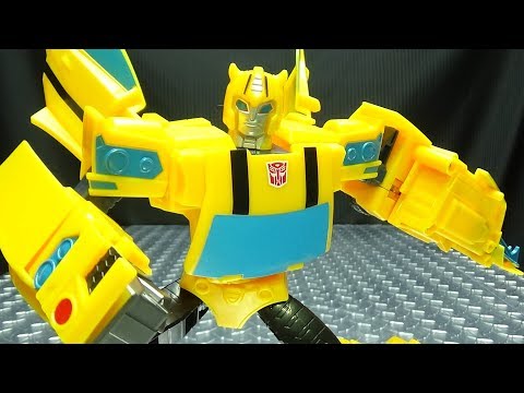 Cyberverse Ultimate Class BUMBLEBEE: EmGo's Transformers Reviews N' Stuff