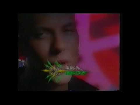 R.E.M. 1991-09-19 - Top of The Pops, BBC, UK ('The One I Love' charts at #28 as a 'Top 40 Breaker')