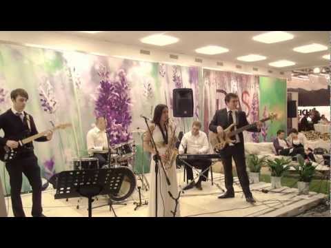 Serj Kuzenkoff & "Made in Moldova" band at DAS Interiors Show 2012.mp4