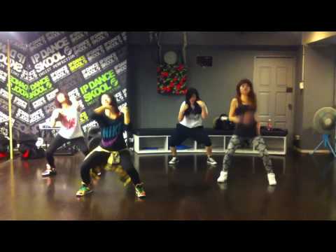 2014.02.07 - Zoe - Girl Style @ IP