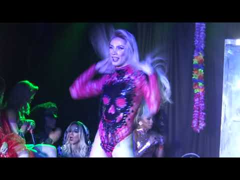 POSH RIHANNA S BY DAY 10 ANOS DE CARREIRA STEPHANY QUEEN RED HOT BY DIGOTUNNEL 2013