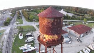 preview picture of video 'Rusty Water Tower | DJI Phantom 2 Vision PLUS (P2V+)'