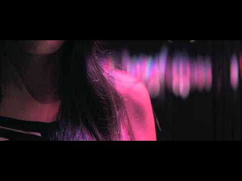 Hollaphonic - I Don't Want It To End feat. Shaduno