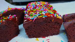 עוגת שוקולד גן מהירה ללא מיקסר quick chocolate cake without a mixer (ליהי קרויץ - מטבח בקלי קלות) - התמונה מוצגת ישירות מתוך אתר האינטרנט יוטיוב. זכויות היוצרים בתמונה שייכות ליוצרה. קישור קרדיט למקור התוכן נמצא בתוך דף הסרטון