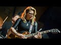 Susan Tedeschi on Bonnie Raitt's "I Cant Make You Love Me" 11/29/22 Boston, MA