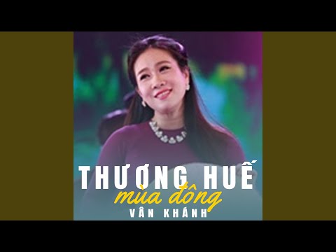 Thể hiện bởi Vân Khánh