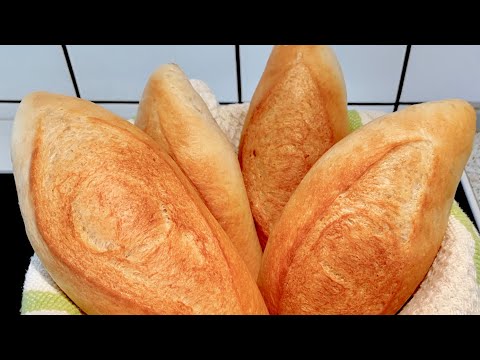 Bánh mì Việt Nam_công thức bánh mì Việt cho vỏ mỏng giòn tan,ruột xốp cực ngon_Bếp Hoa