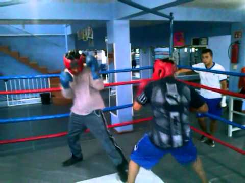Erick El Águilillo vs Omar  Parte 1 "Boxeo Vargas"