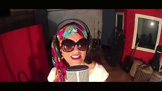 L the Queen - Come On