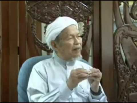 Berbicara Tentang Cinta - Tuan Guru Nik Abdul Aziz Nik Mat rahimahullah