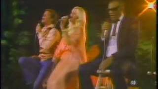 Larry Gatlin, Lynn Anderson &amp; Ray Charles - Rocky Top Tennessee
