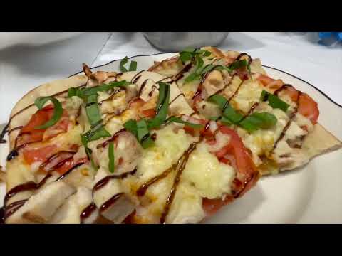 What's Cooking? Chicken Caprese Flatbread