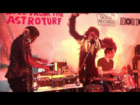MC 900 Ft Jesus   Live Record Store Day 4 22 2017 at Good Records, Dallas Tx