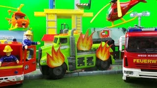 Feuerwehrmann Fireman Sam SIMBA Deluxe Fire Station TRUCK FIRE with  Jupiter Fire Engine