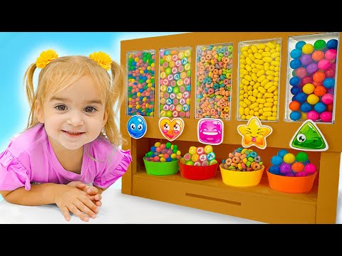 Alice ayuda a su amiga a encontrar los dulces que faltan en la máquina de chicles