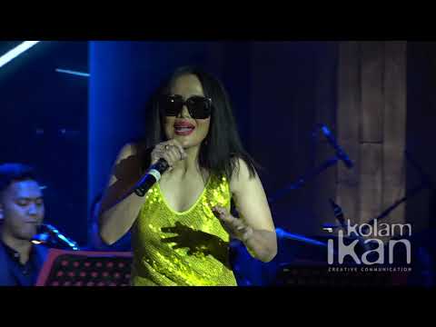 Konser Atiek CB | 40th Meretas Jejak | Atiek CB | Dia (Live)