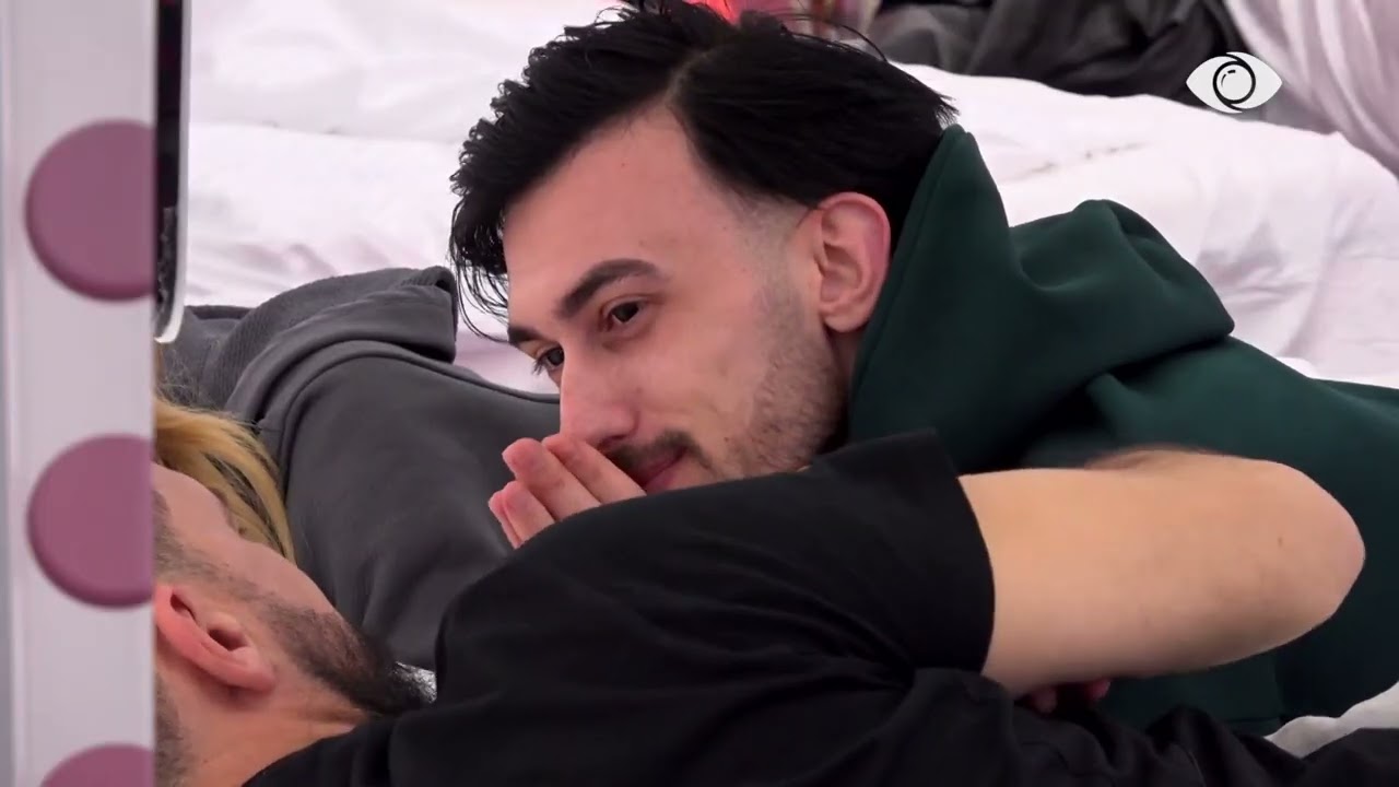Miri fton për darkë Selin përmes Kristit: Kujdes, do të jemi vetëm ne të dy
