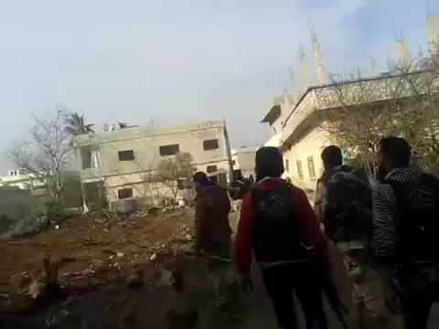 تقدم عناصر لواء قوات الردع لاقتحام اللواء 82 في الشيخ مسكين في ريف درعا