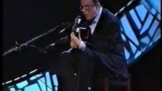João Gilberto-Pra Que Discutir Com Madame(Som Brasil,1995,TV Globo)