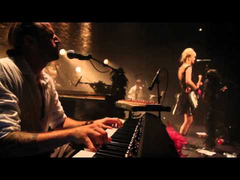 Nadéah - Whatever Lovers Say (Live at Café de la danse)