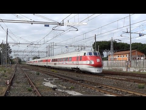 Treni in transito a Torricola - Trains running in Torricola