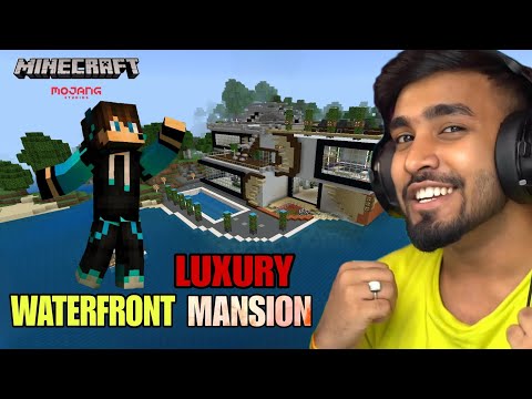 Exploring Luxury Waterfront Mansion in Minecraft