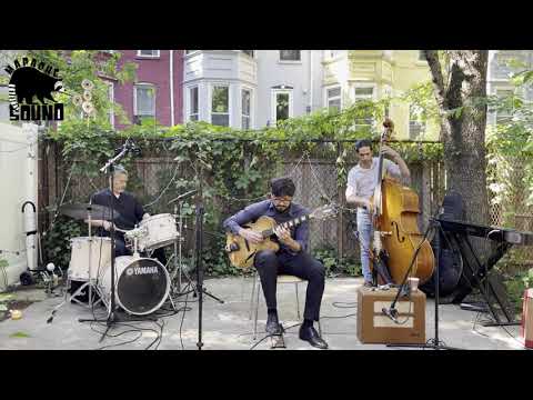 MS Presenting the Dan Weisselberg trio feat. Pasquale Grasso - April in Paris