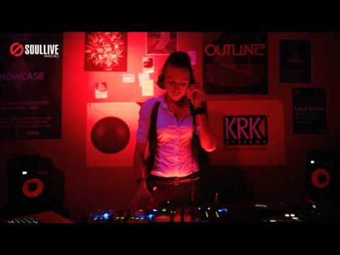 Ground Floor Radioshow Level 18 - INTEGRA (soullivefm.com)