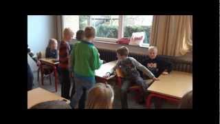 preview picture of video 'Musikvideo - Driveby med hele skolen'