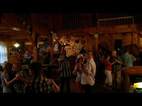 Dlouhá černá limuzína (Crazy horses)
