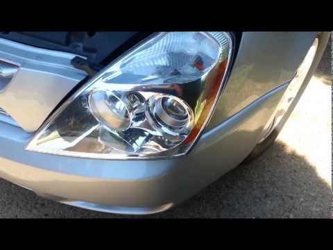 Kia Sedona (Carnival) Headlight Replacement