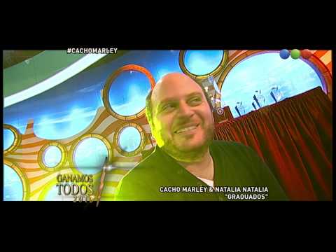 Cacho Marley y Natalia Natalia cantan "Graduados" en los "Peligro Fierro" - Peligro Sin Codificar