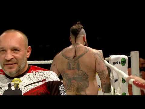 Bogdan Stoica l-a susținut pe colegul Robert Damian în meciul „cu greutate” cu maghiarul Varga