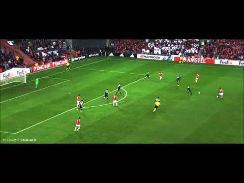 Atiba Hutchinson Skills