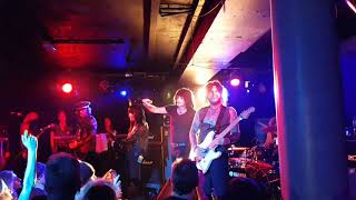 L.A.GUNS - the flood's the fault of the rain