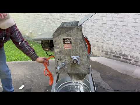 Vintage Ice Crusher Restoration