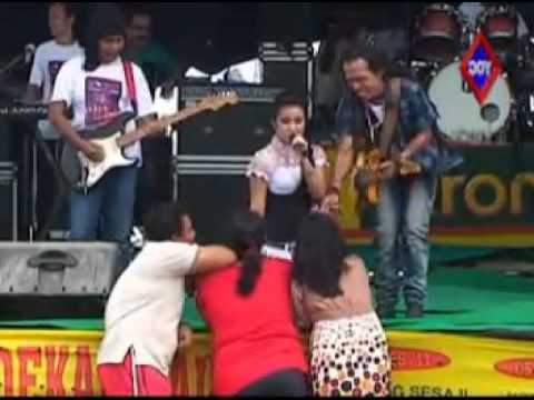 JANJI - ALVI DAMAYANTI by anggit_ghathan