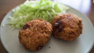 メンチカツの作り方をかっこよく撮ってみた（オーストラリア）