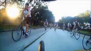 Cyclist wheel stuck in road's crack and crash hard