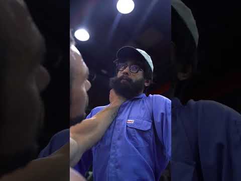 The Faceoff Anatoly vs Noel Deyzel #funny #gym #prank #anatoly