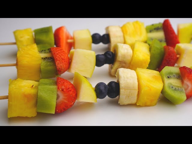 Vídeo relacionado con DIELOVEHUA 100 Piezas Palitos de Coctel Brochetas, Palillos de Cóctel de Flores, 12 cm Palillo para Brochetas de Frutas, para Fiestas de San Valentín, Fiestas de Cumpleaños y Bodas (Rosa)