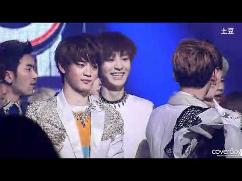 120413 Sehun and Chanyeol talking with Key @ MB